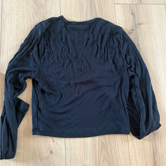 TNA burgundy & Sunday Best black crop tops both size small - Picture 6 of 6